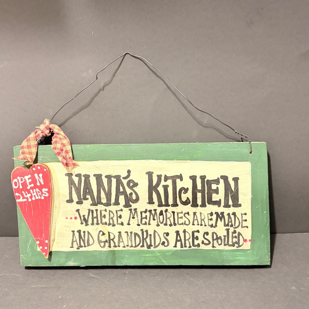 Nanas Kitchen Rustic Wooden Wall Hanging Sign Green Red Heart Farmhouse Decor